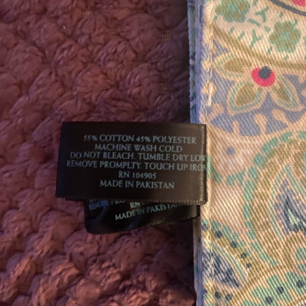 💙Cynthia Rowley-Set of 4 Blue Paisley Cloth Placemats 💙 - Picture 3 of 4